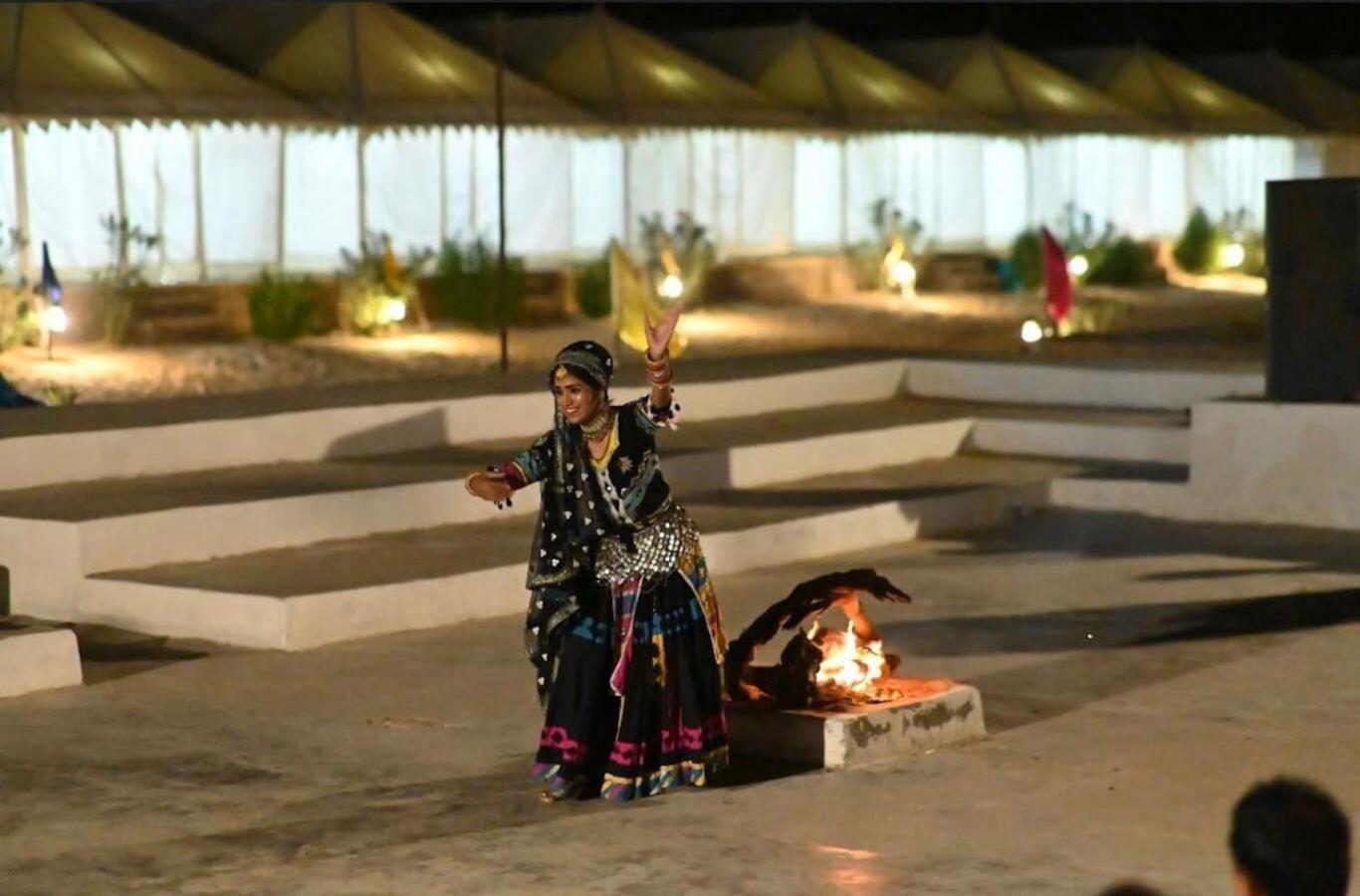 The Saffron Desert Camp Jaisalmer Buitenkant foto
